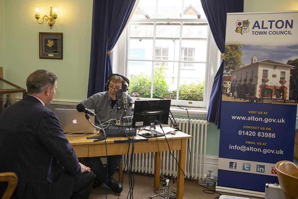 David Way interviewing Dean Phillips at the Classic Car Show 2017 David Way interviewing Dean Phillips at the Classic Car Show 2017